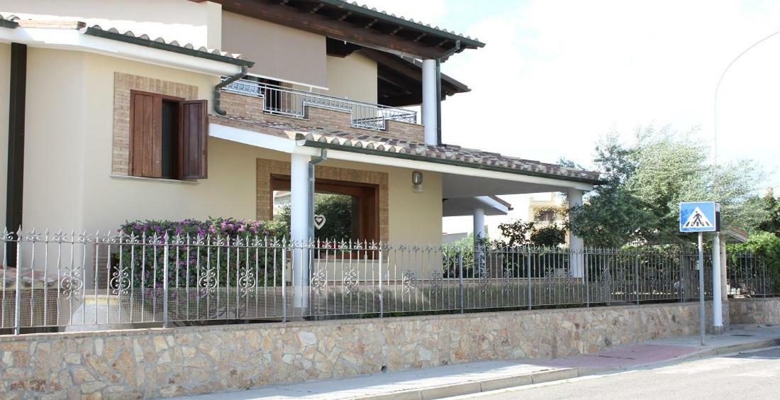 B&B Martina Assemini Εξωτερικό φωτογραφία