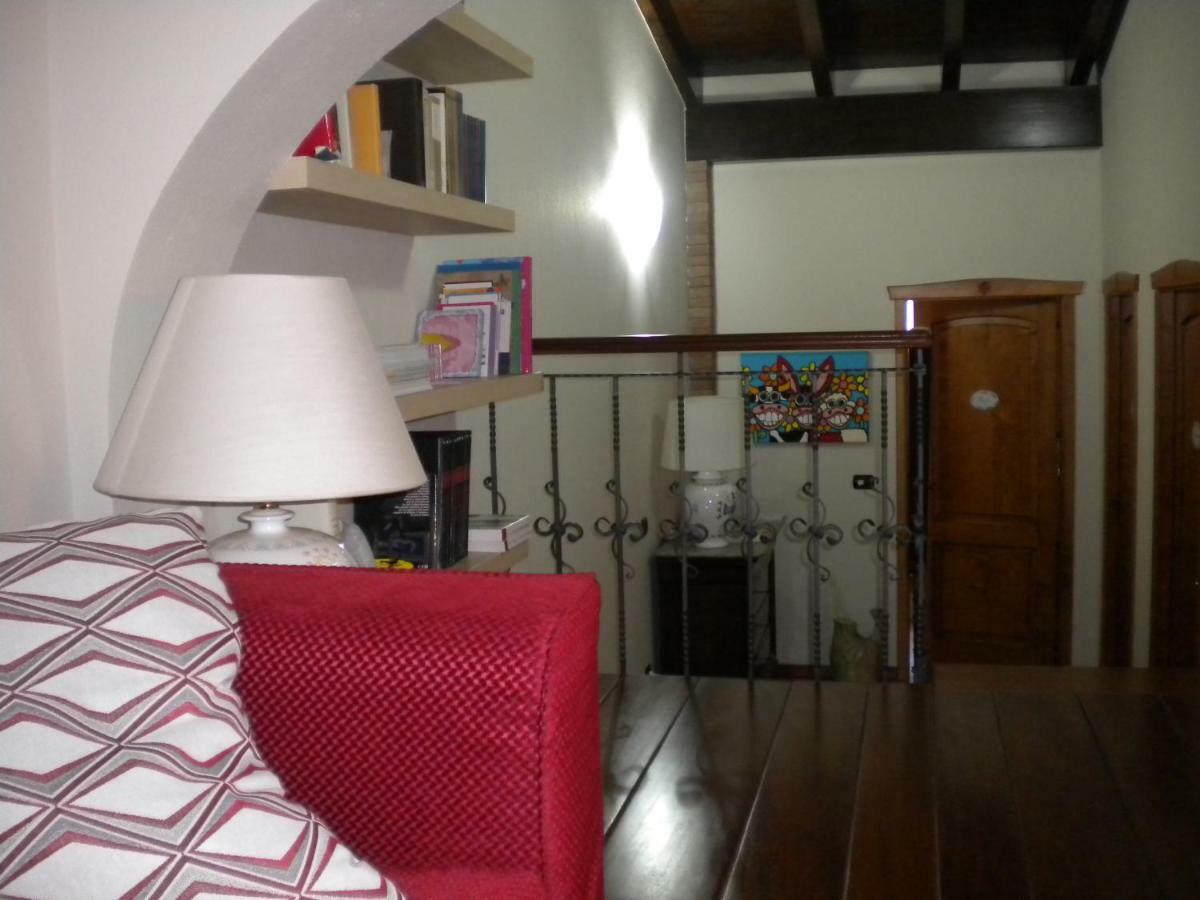 B&B Martina Assemini Εξωτερικό φωτογραφία